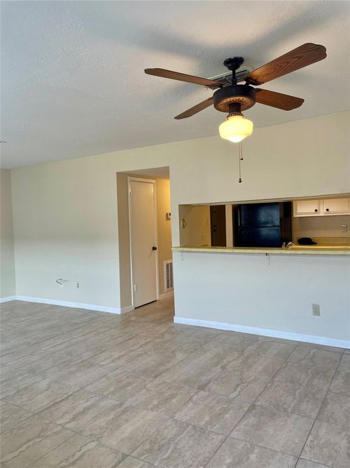 7051 Chasewood Dr, Missouri City, TX, 77489-2518 | Card Image