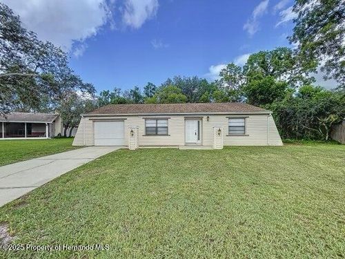 3251 Gretna Dr, Spring Hill, FL, 34609-2832 | Card Image