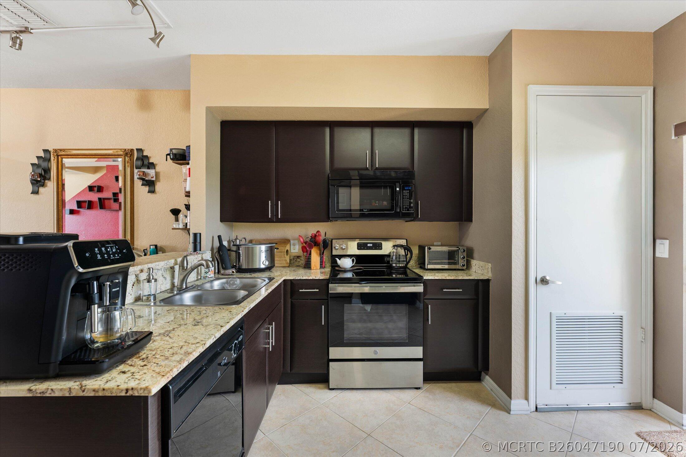 Residential in Hallandale 5
