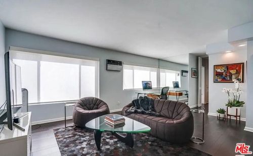 104-1233 N Flores St, West Hollywood, CA, 90048-3516 | Card Image