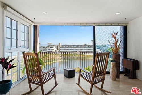 303-6220 Pacific Ave, Playa del Rey, CA, 90291-2532 | Card Image