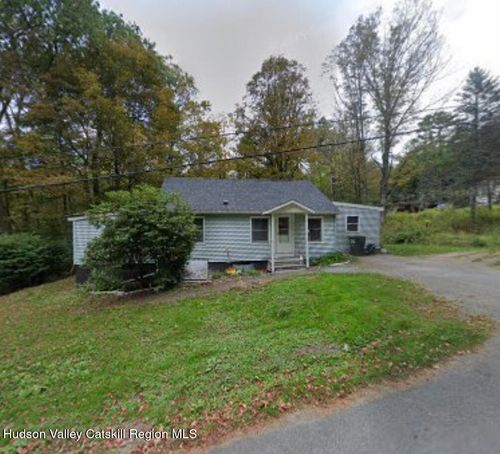 39 Old Mountain Rd, New Lebanon, NY, 12125-3516 | Card Image