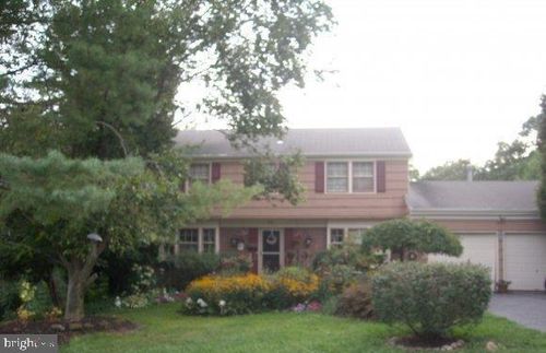 26 Twig Ln, Willingboro, NJ, 08046-3835 | Card Image