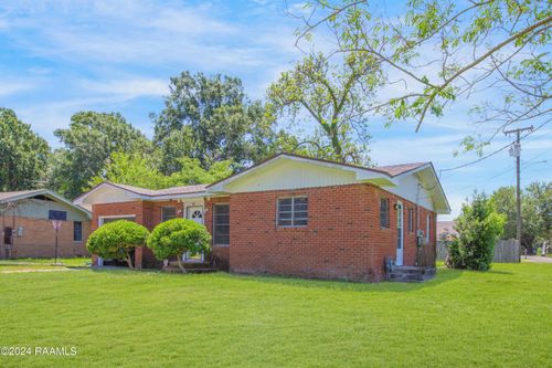 621 Arthur St, Lafayette, LA, 70501-3327 | Card Image
