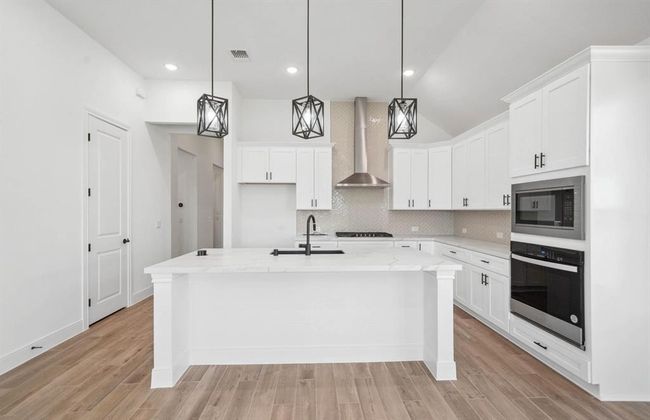 6123 Lush Passture Ln, House other with 4 bedrooms, 3 bathrooms and 2 parking in Manvel TX | Image 13