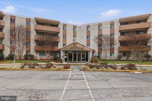 a-123-7505 Democracy Blvd, BETHESDA, MD, 20817-1279 | Card Image