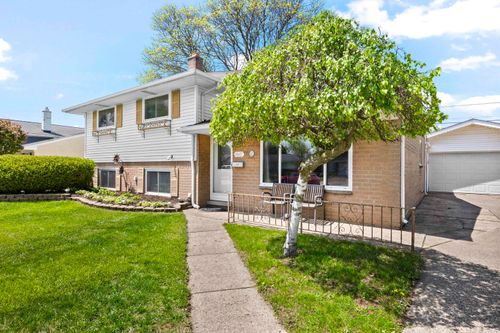 8607 Leslie Street, Sterling Heights, MI, 48314 | Card Image