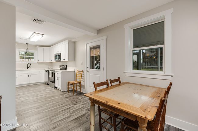 114 Nw 14 Th St, House other with 3 bedrooms, 2 bathrooms and null parking in Oak Island NC | Image 13