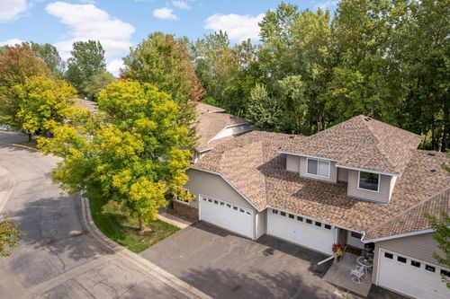 1262 Island Dr, Forest Lake, MN, 55025-9364 | Card Image