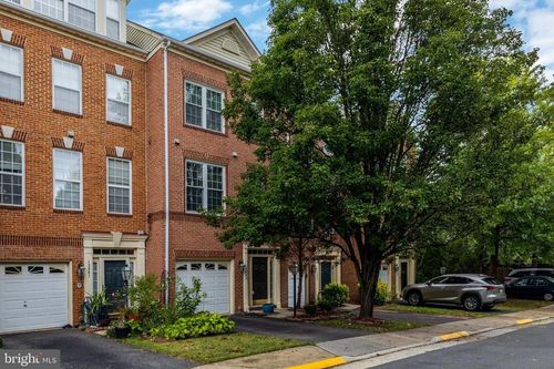 13063 Park Crescent Cir, HERNDON, VA, 20171-2821 | Card Image