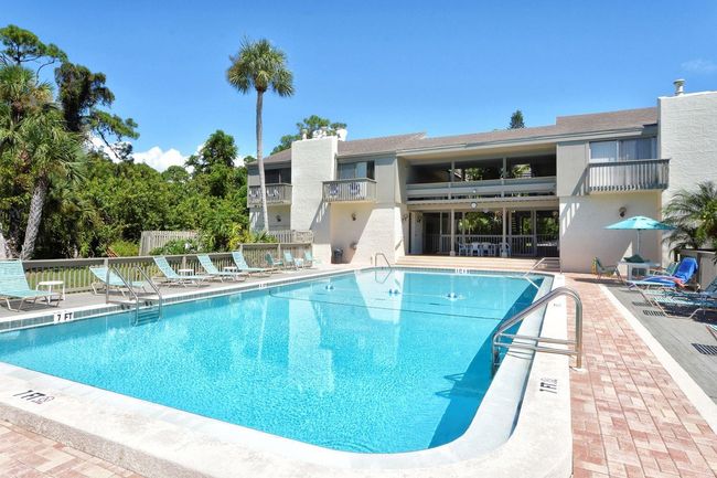 225 Woodland Dr, Condo with 2 bedrooms, 2 bathrooms and null parking in OSPREY FL | Image 48