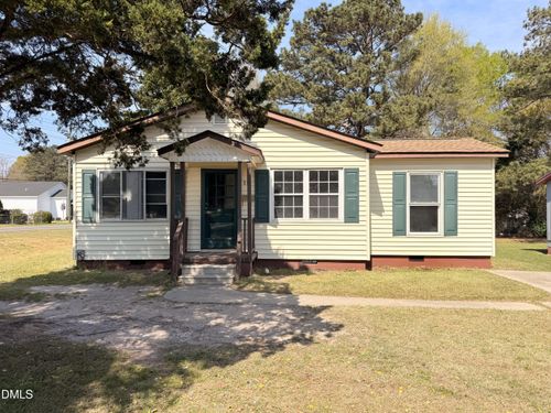 210 S Brevard St, Selma, NC, 27576-2404 | Card Image