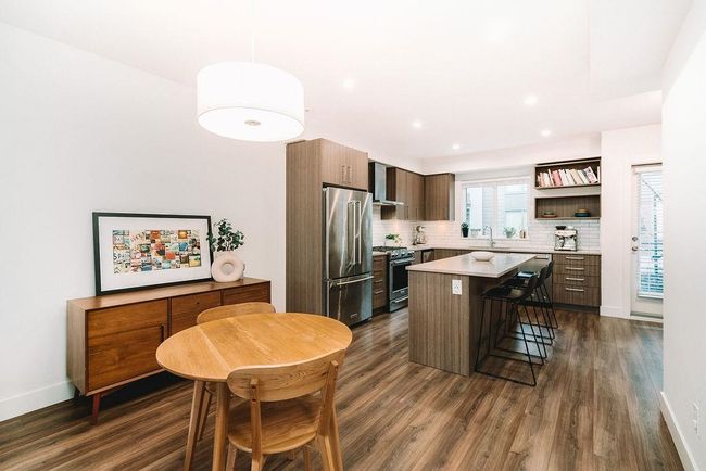3 - 70 Seaview Dr, Townhouse with 3 bedrooms, 3 bathrooms and 2 parking in Port Moody BC | Image 8