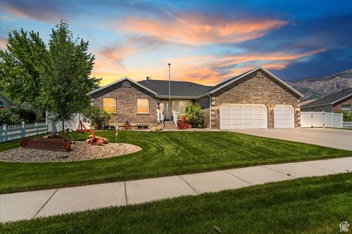 2656 Remuda Dr, Farr West, UT, 84404-9784 | Card Image