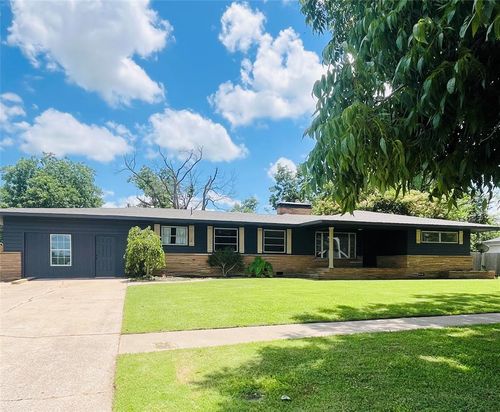 1116 Klabzuba Street, Prague, OK, 74864 | Card Image