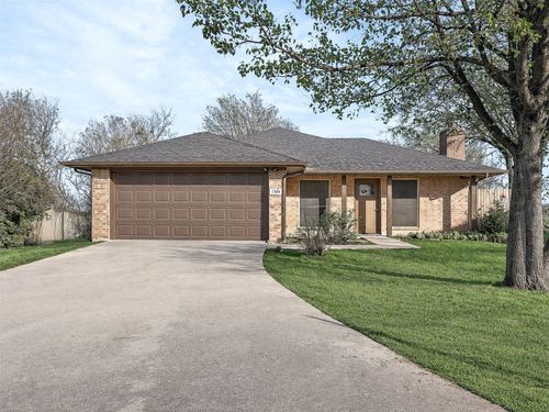 1006 Oakchase Ct, Azle, TX, 76020-2550 | Card Image