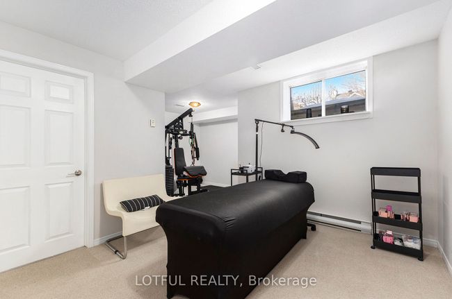 268 Stoneway Dr, House attached with 3 bedrooms, 2 bathrooms and 2 parking in Nepean ON | Image 23