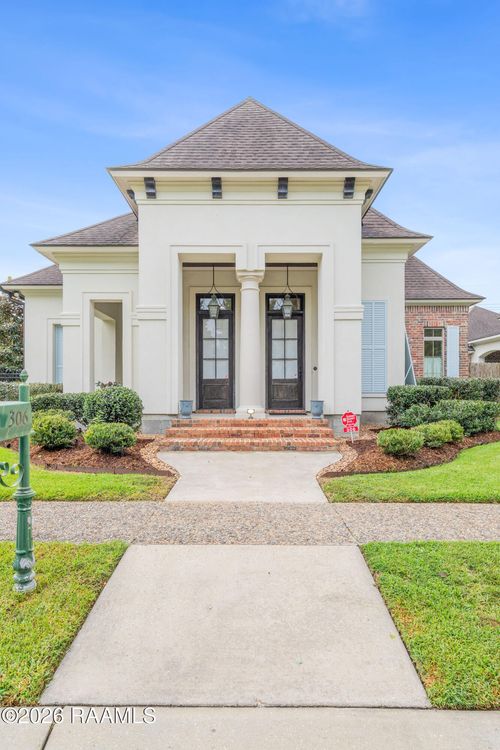 306 Gleneagles Cir, Broussard, LA, 70518-6187 | Card Image