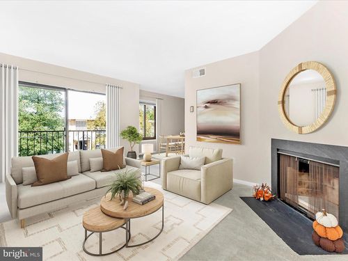 apt-301-6988 Hanover Pkwy, GREENBELT, MD, 20770-2240 | Card Image