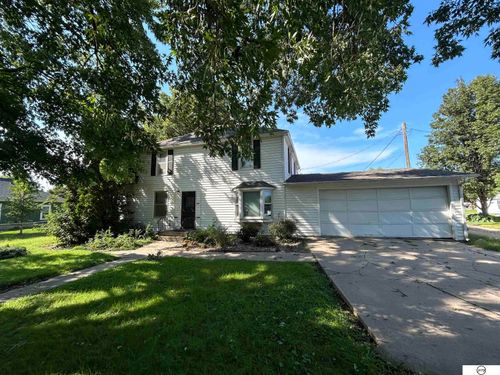 205 W 9th St, Stromsburg, NE, 68666-3018 | Card Image