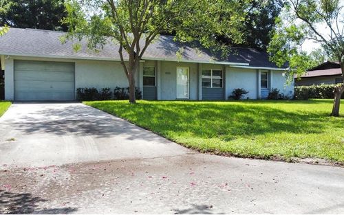 4681 Ne 28th Ter, OCALA, FL, 34479-8715 | Card Image