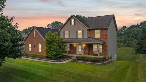 20903 Oak Tree Dr, South Lyon, MI, 48178-7069 | Card Image
