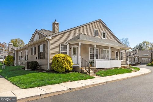 1423 Kenny Cv, BURLINGTON TOWNSHIP, NJ, 08016-3766 | Card Image