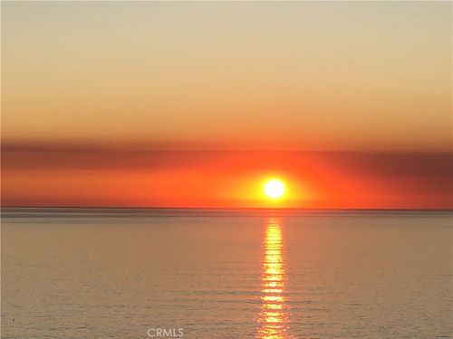 304 27th St, Manhattan Beach, CA, 90266 | Card Image