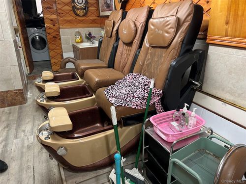 1123 Southern Blvd, New York, NY, 10459 | Card Image