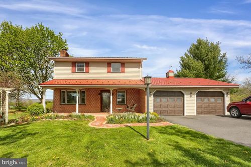 431 Berrysburg Rd, MILLERSBURG, PA, 17061-1202 | Card Image