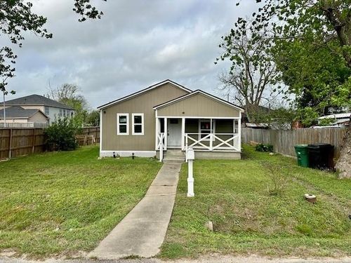 8230 Woodward St, Houston, TX, 77051-1328 | Card Image
