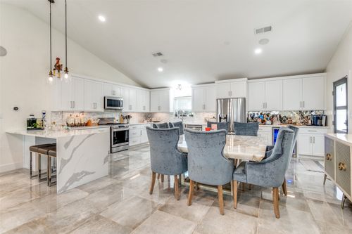 3529 Cedarplaza Ln, Dallas, TX, 75209-6305 | Card Image