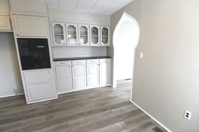 11330 Fm 1283, House other with 3 bedrooms, 2 bathrooms and null parking in Lakehills TX | Image 7