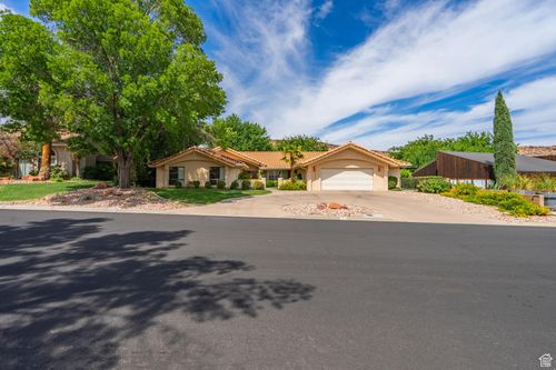2952 S Jacob Hamblin Dr, St. George, UT, 84790-7802 | Card Image
