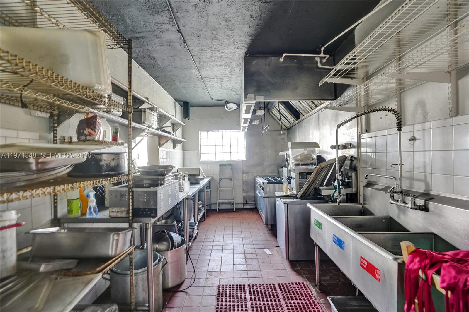 Commercial Sale in Fort Lauderdale 5