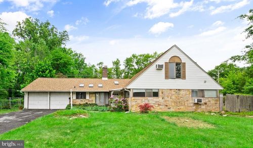 e-82 Forsythia Drive E, LEVITTOWN, PA, 19056 | Card Image