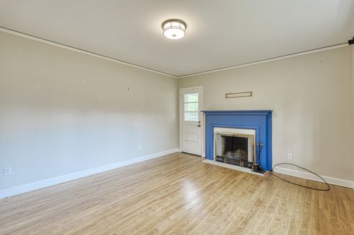 200 Princeton Ave, Greenville, SC, 29607-1635 | Card Image