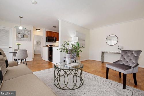 apt-12-8700 Manchester Rd, SILVER SPRING, MD, 20901-4275 | Card Image