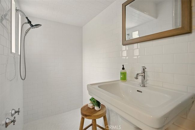 2256 Bronson Hill Dr, House other with 2 bedrooms, 2 bathrooms and 2 parking in Los Angeles CA | Image 27