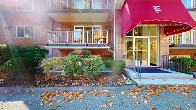 B21 - 31 Hamlin Ln, Condo with 1 bedrooms, 1 bathrooms and 1 parking in Needham MA | Image 1