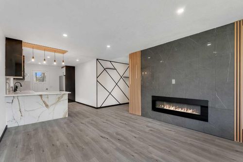 4108 13 Ave Ne, Calgary, AB, T2A3J8 | Card Image