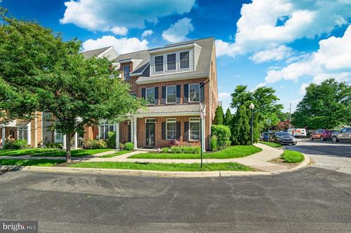 601 Magnolia Ct, KENNETT SQUARE, PA, 19348-3269 | Card Image