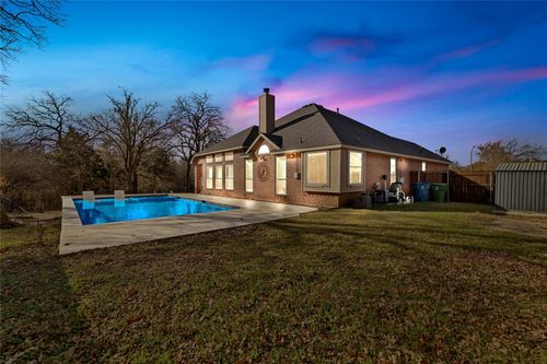403 Lochwood Cir, Lake Dallas, TX, 75065-2343 | Card Image