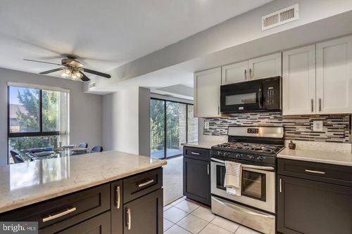 apt-21a-2044 Royal Fern Ct, RESTON, VA, 20191-2028 | Card Image