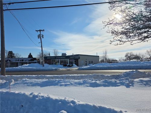 2010 Eggert Rd, Amherst, NY, 14226-2101 | Card Image