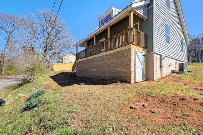 20 E Pine St, House other with 3 bedrooms, 2 bathrooms and null parking in Startex SC | Image 20
