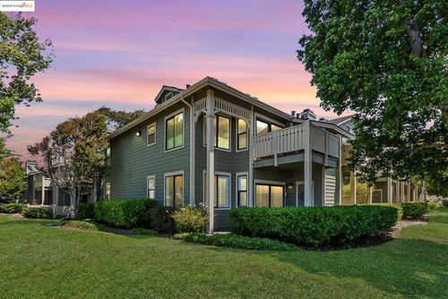 161 Shoreline Ct, Richmond, CA, 94804-4589 | Card Image