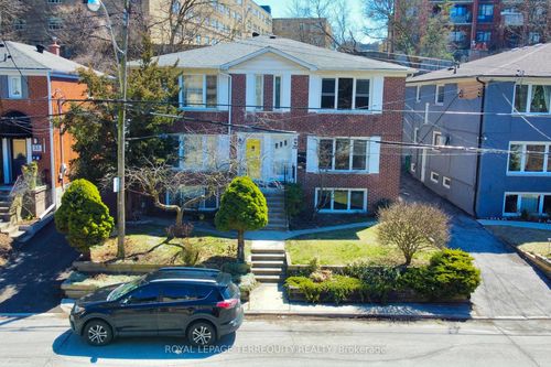 29 Love Cres, Toronto, ON, M4E1V6 | Card Image