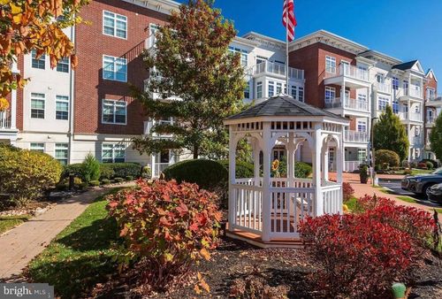 233 Gilpin Dr, WEST CHESTER, PA, 19382-7424 | Card Image