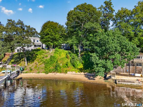 35 Oswegatchie Rd, Waterford, CT, 06385-1115 | Card Image